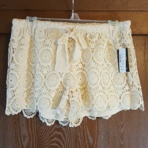 Heartsoul Crochet Lined Shorts NWT Size Large
